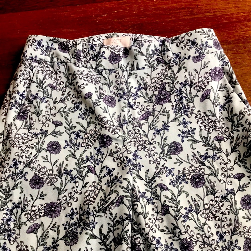 Super cute floral pants